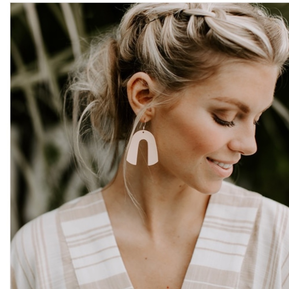 Natural leather beau earrings - Nickel & Suede
